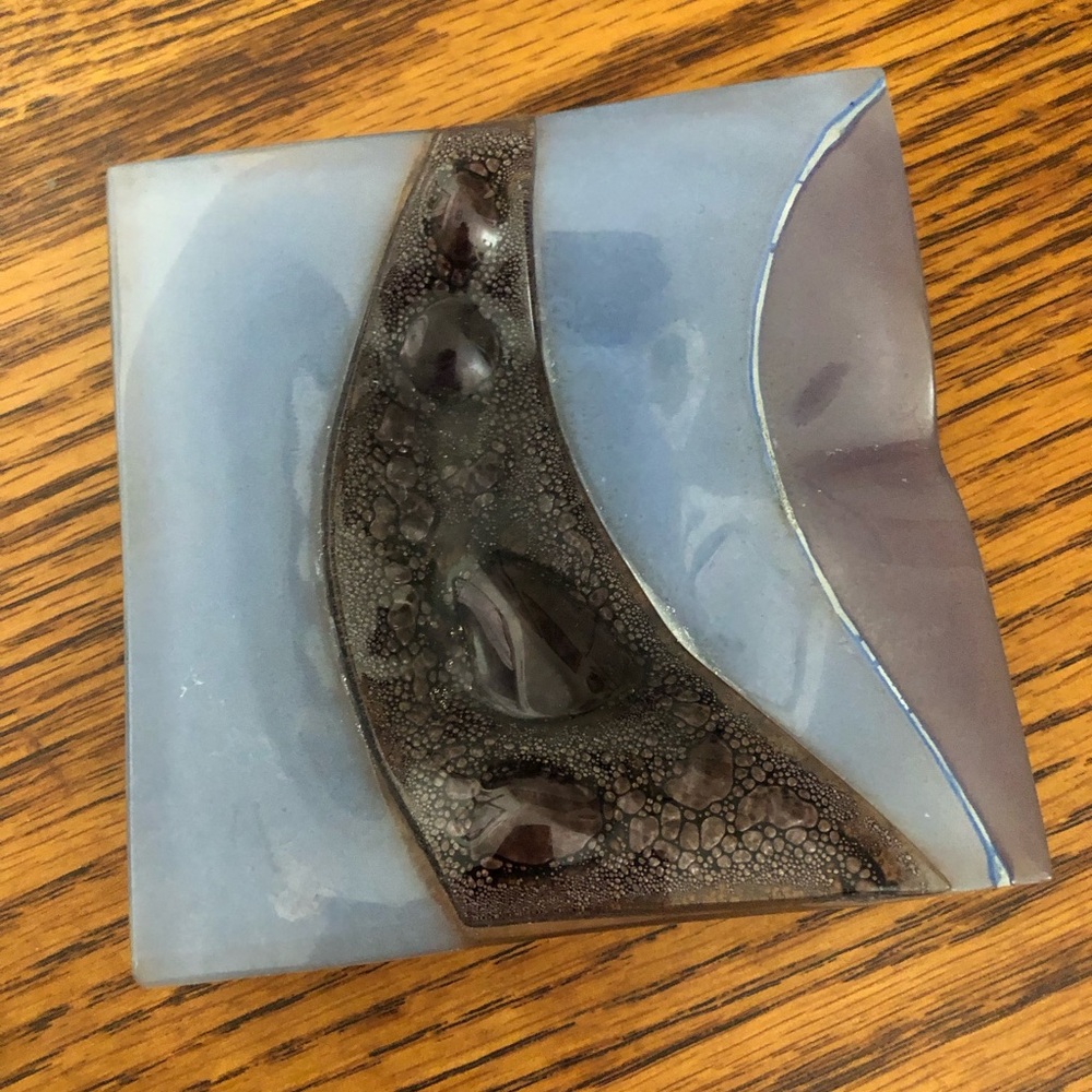 VINTAGE 1950’s~MURANO GLASS DISH~WITH BLUE 4”
